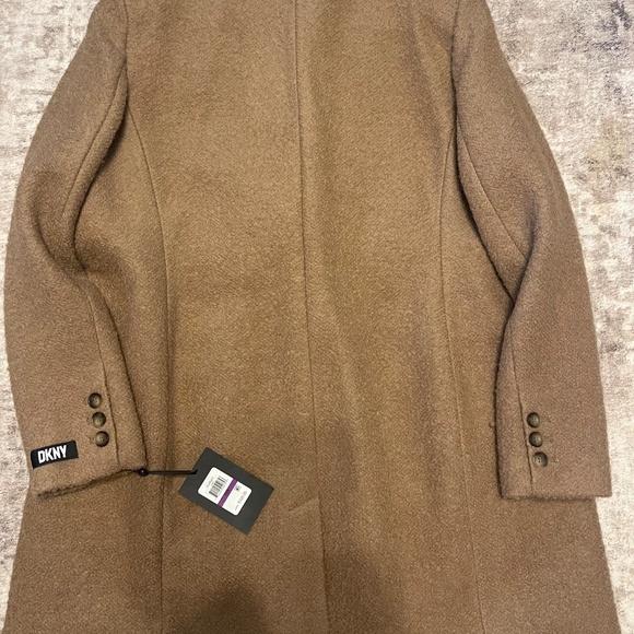 NWT Beautiful DKNY mid length mid weight brown coat - Picture 10 of 11